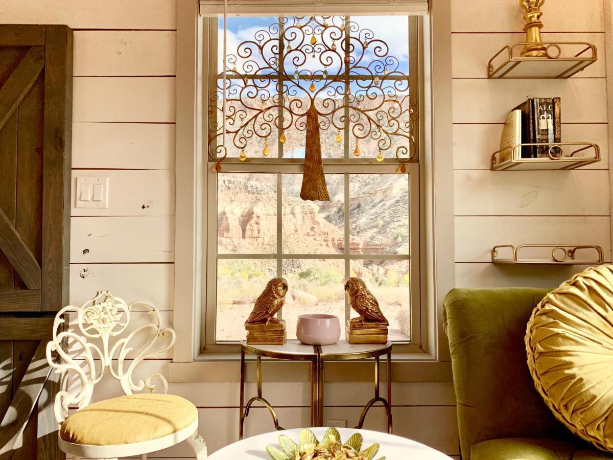 Zions Tiny Oasis Guest House Virgin Bagian luar foto