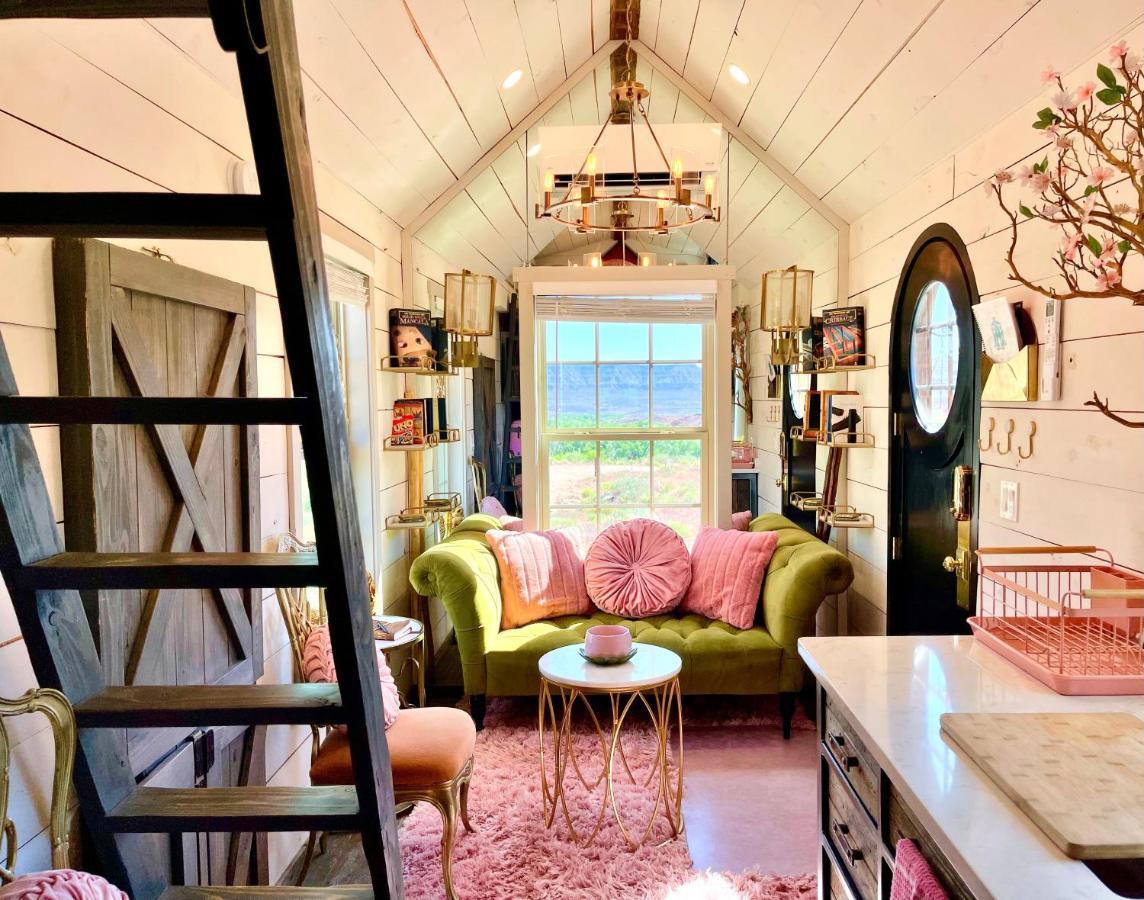 Zions Tiny Oasis Guest House Virgin Bagian luar foto