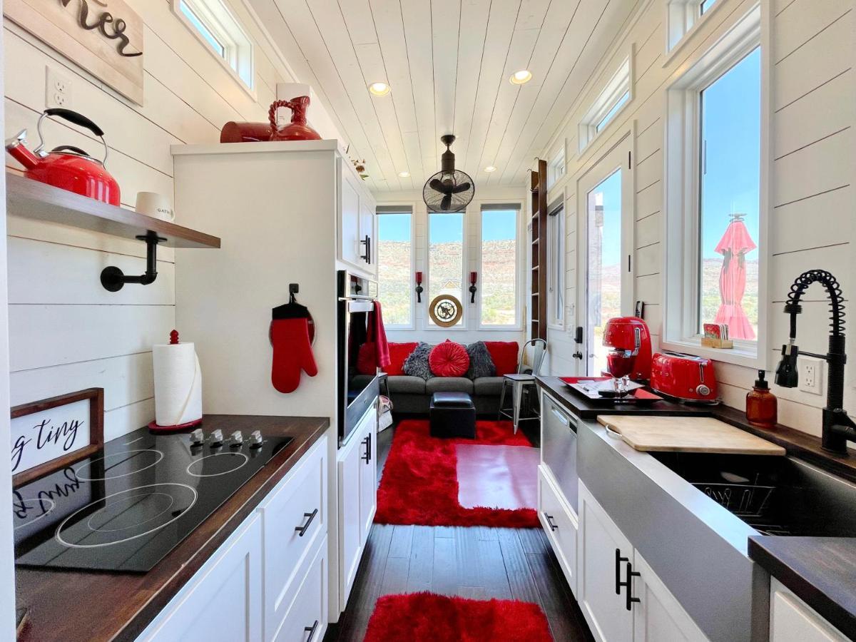 Zions Tiny Oasis Guest House Virgin Bagian luar foto